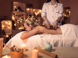 Thai vs. Aromatherapy Massage