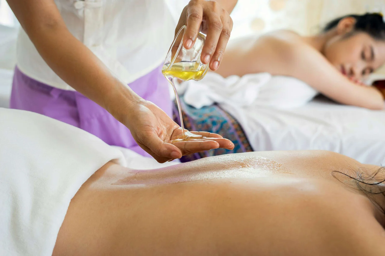 Best Oil Massage in Dhaka