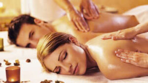 Dry Massage vs. Oil Massage – Which Is Better for You?